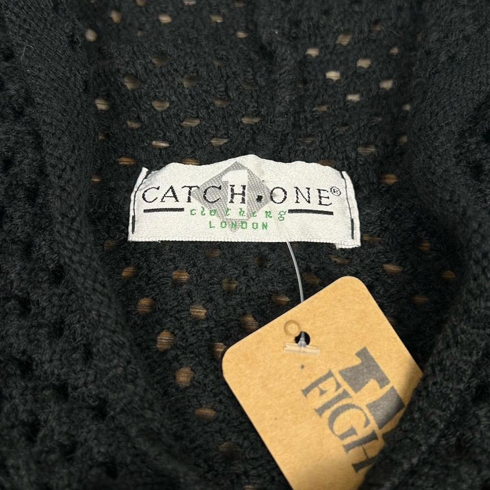 Black crochet hooded cape with fringe - Picture 2 of 4
